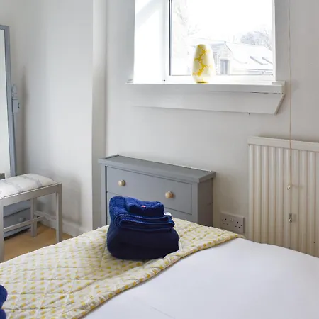 Number 3 Uk33333 Ferienhaus
